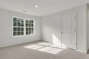 725 Lazy Elm Ln, Aberdeen, NC 28315 - Photo 16