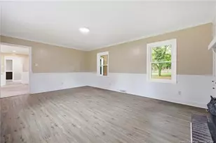 602 Lewis St, Raeford, NC 28376 - Photo 14
