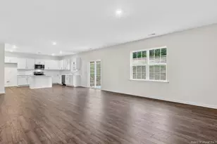 20 Fair Child Rd, Spring Lake, NC 28390 - Photo 10