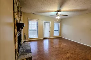 1861-3 Tryon Dr, Fayetteville, NC 28303 - Photo 2