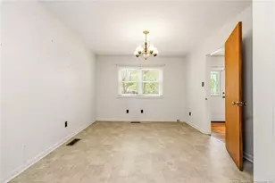 3220 Broadview Dr, Fayetteville, NC 28301 - Photo 10