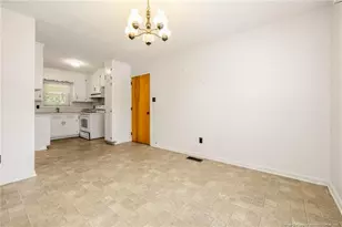 3220 Broadview Dr, Fayetteville, NC 28301 - Photo 6