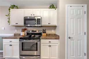 5744 Azure Dr, Hope Mills, NC 28348 - Photo 14