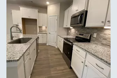 4526 Bunkers Bay Lane, Hope Mills, NC 28371 - Photo 4