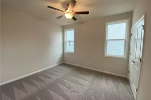 4526 Bunkers Bay Ln, Hope Mills, NC 28371 - Photo 8