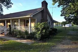 9341 Oat Dr, Laurinburg, NC 28352 - Photo 2