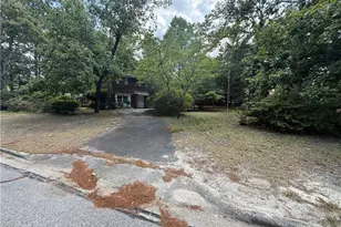 400 Law Rd, Fayetteville, NC 28311 - Photo 4