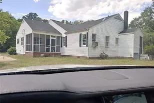 209 S Morro St, Fairmont, NC 28340 - Photo 12