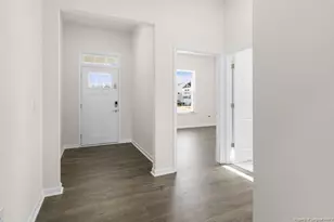 349 Maddox Dr, Aberdeen, NC 28315 - Photo 2