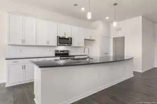 349 Maddox Dr, Aberdeen, NC 28315 - Photo 8