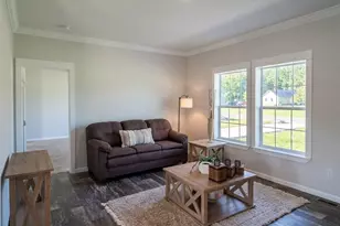 235 Gencove Dr, Lumberton, NC 28358 - Photo 2