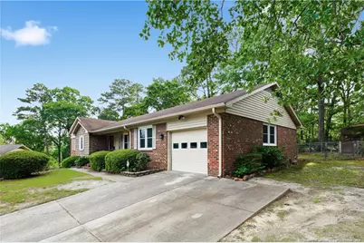 1712 Valley Ridge Drive, Fayetteville, NC 28303 - Photo 2