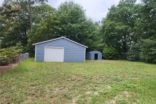 1334 Camelot Dr, Fayetteville, NC 28304 - Photo 10