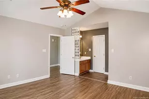 7787 Cottonwood Ave, Fayetteville, NC 28314 - Photo 10