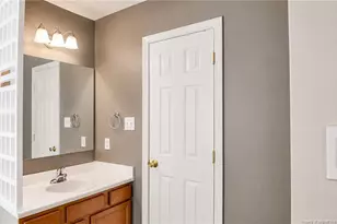 7787 Cottonwood Ave, Fayetteville, NC 28314 - Photo 8