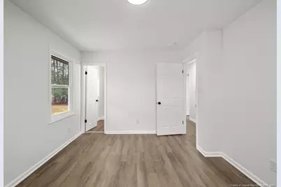 5490 Lindale Court, Fayetteville, NC 28314 - Photo 8