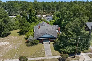 554 W Broad St, Saint Pauls, NC 28384 - Photo 2