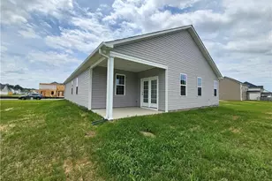 283 Crowville St, Raeford, NC 28376 - Photo 2
