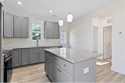 601 E Bay Street, Dunn, NC 28334 - Photo 8