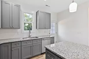 601 E Bay St, Dunn, NC 28334 - Photo 10