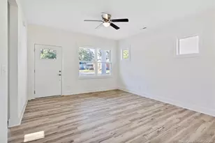601 E Bay St, Dunn, NC 28334 - Photo 6