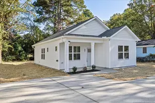 601 E Bay St, Dunn, NC 28334 - Photo 2