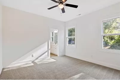 601 E Bay Street, Dunn, NC 28334 - Photo 12