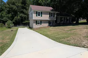 5210 Southport Rd, Fayetteville, NC 28311 - Photo 4