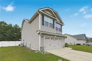 578 Collinwood Dr, Raeford, NC 28376 - Photo 4