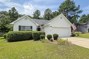 107 Elderberry Ct, Raeford, NC 28376 - Photo 2
