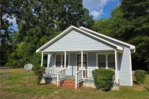 207 Triangle Pl, Fayetteville, NC 28312 - Photo 1