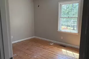 5114 Lake Valley Dr, Fayetteville, NC 28303 - Photo 8