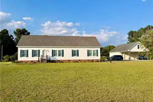 3039 Turnpike Rd, Lumberton, NC 28358 - Photo 1
