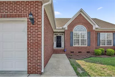 5817 Lady Way, Hope Mills, NC 28348 - Photo 4