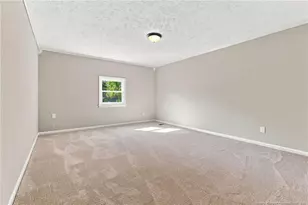 5532 Deep Hollow Ct, Fayetteville, NC 28311 - Photo 14