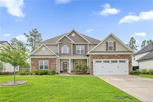 2945 Cragburn Pl, Fayetteville, NC 28306 - Photo 2