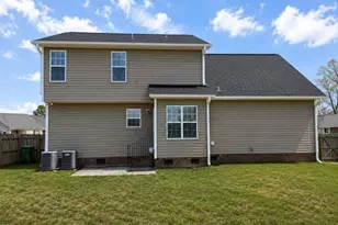 1416 War Admiral Ct, Parkton, NC 28371 - Photo 2
