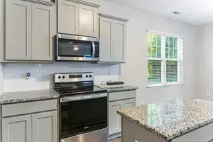 2240 Mannington Dr, Fayetteville, NC 28306 - Photo 14