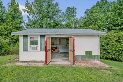 604 Roundtree Drive, Fayetteville, NC 28303 - Photo 32