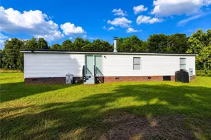 89 Buckhorn Rd, Parkton, NC 28371 - Photo 8