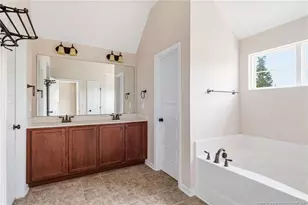 910 Highgrove Dr, Spring Lake, NC 28390 - Photo 32