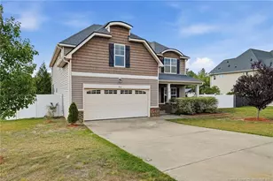 910 Highgrove Dr, Spring Lake, NC 28390 - Photo 2