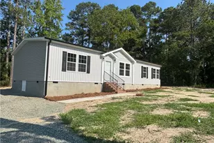 136 Farrar Dairy Rd, Lillington, NC 27546 - Photo 4