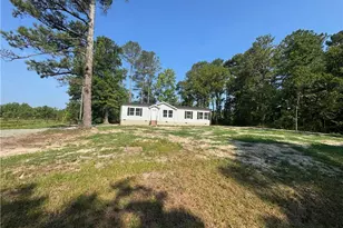 136 Farrar Dairy Rd, Lillington, NC 27546 - Photo 2
