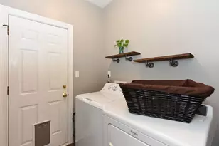 8812 Valley Springs Pl, Raleigh, NC 27615 - Photo 22