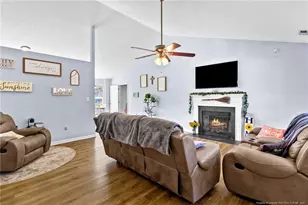 207 Somerset Dr, Raeford, NC 28376 - Photo 12