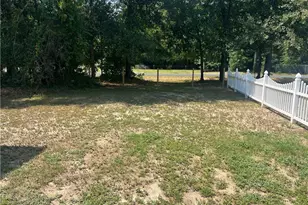 5212 Perry Oliver Dr, Hope Mills, NC 28348 - Photo 20