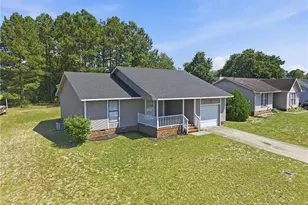 6866 Kingsgate Dr, Fayetteville, NC 28314 - Photo 2