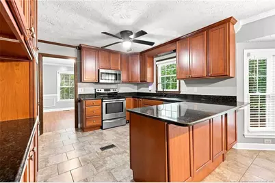 414 Summerlea Drive, Fayetteville, NC 28311 - Photo 10