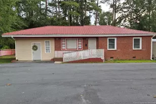 701 Harris Ave, Raeford, NC 28376 - Photo 1